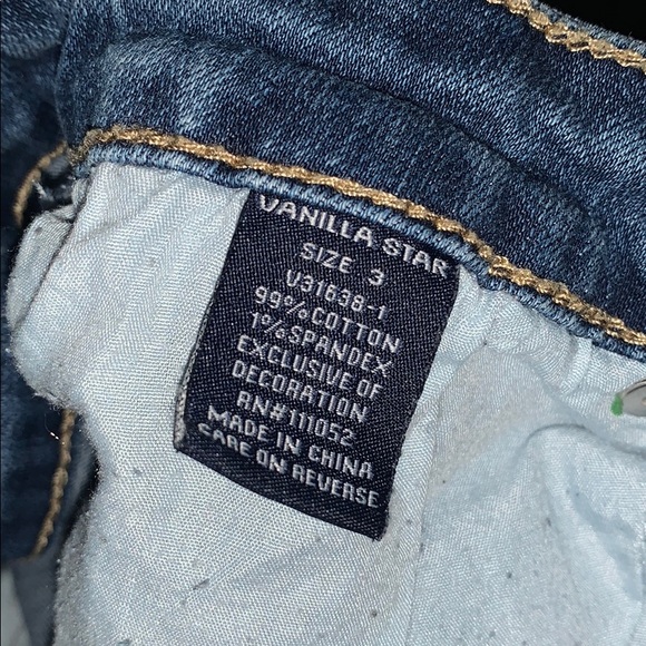 LOWBALLS ACCEPTED embroidered denim shorts - Picture 4 of 4